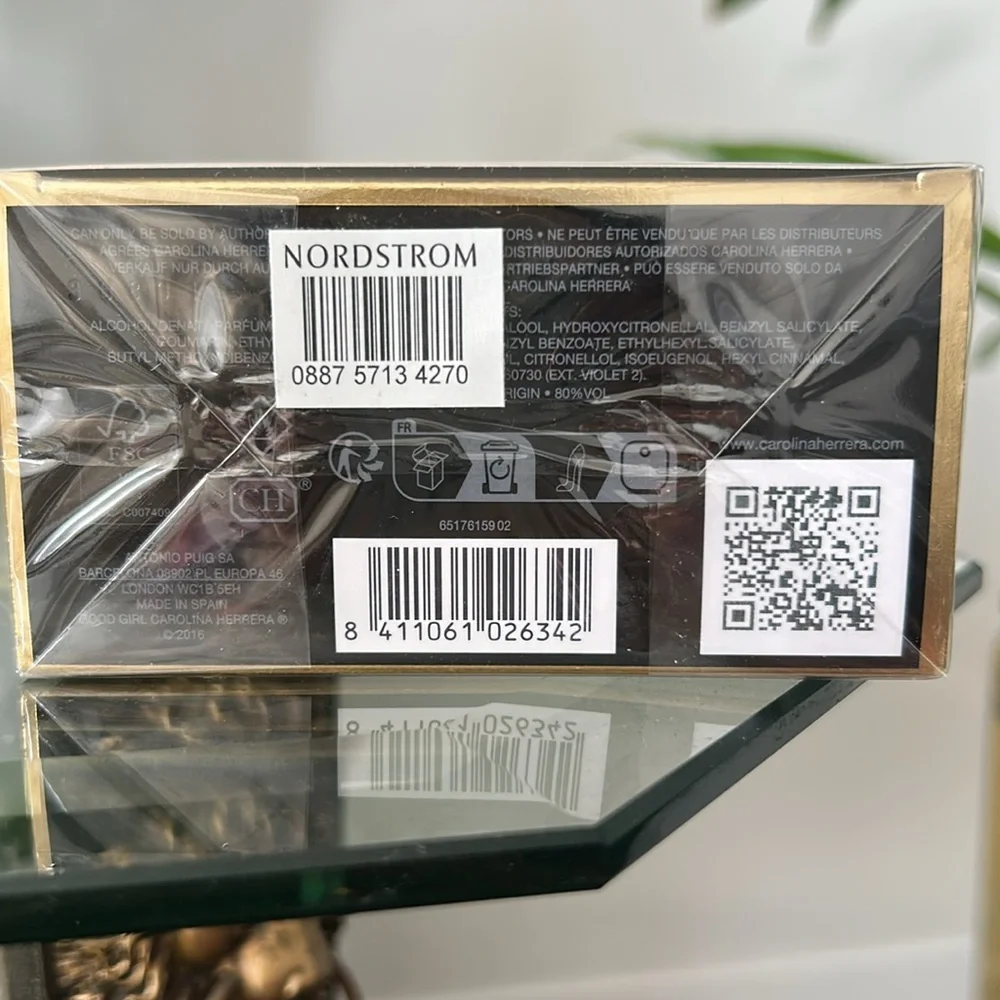 Carolina Herrera Good Girl EDP - Picture 2 of 3